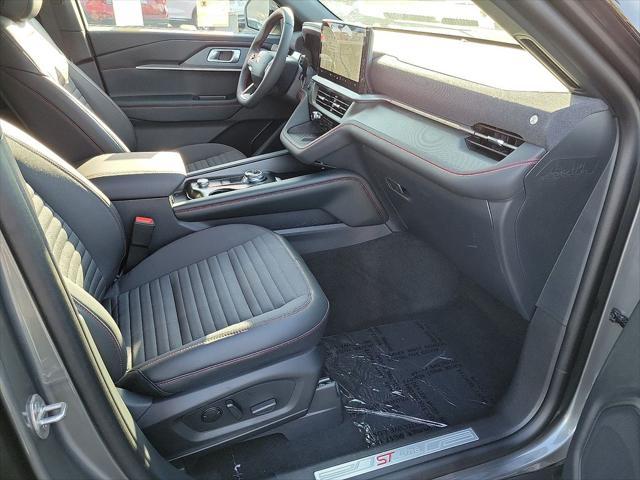 new 2025 Ford Explorer car, priced at $44,537