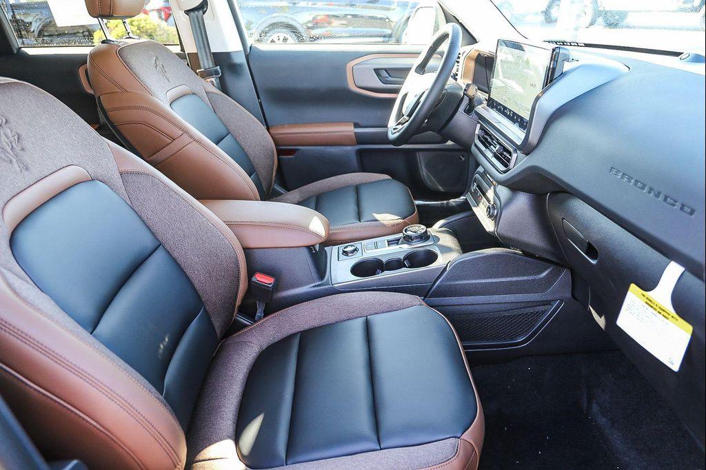 new 2025 Ford Bronco Sport car, priced at $39,985