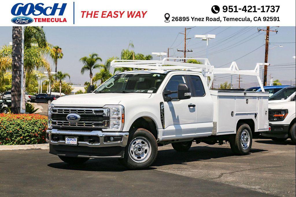 new 2025 Ford F-350 car, priced at $75,625