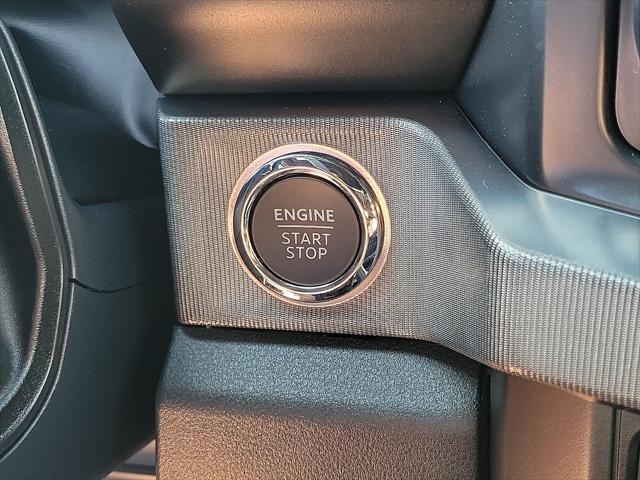 new 2025 Ford F-250 car, priced at $101,215
