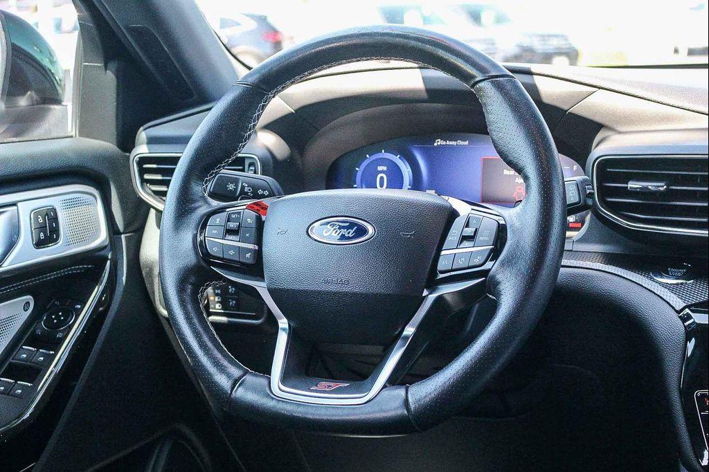 used 2022 Ford Explorer car, priced at $38,995