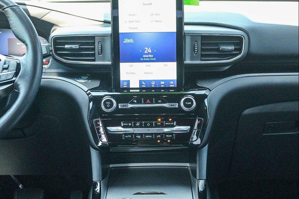 used 2022 Ford Explorer car, priced at $38,995