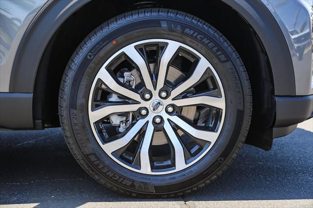 new 2025 Ford Explorer car, priced at $47,950