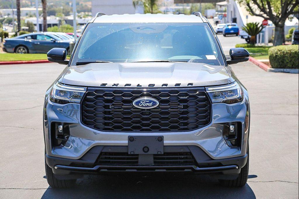 new 2025 Ford Explorer car, priced at $46,450