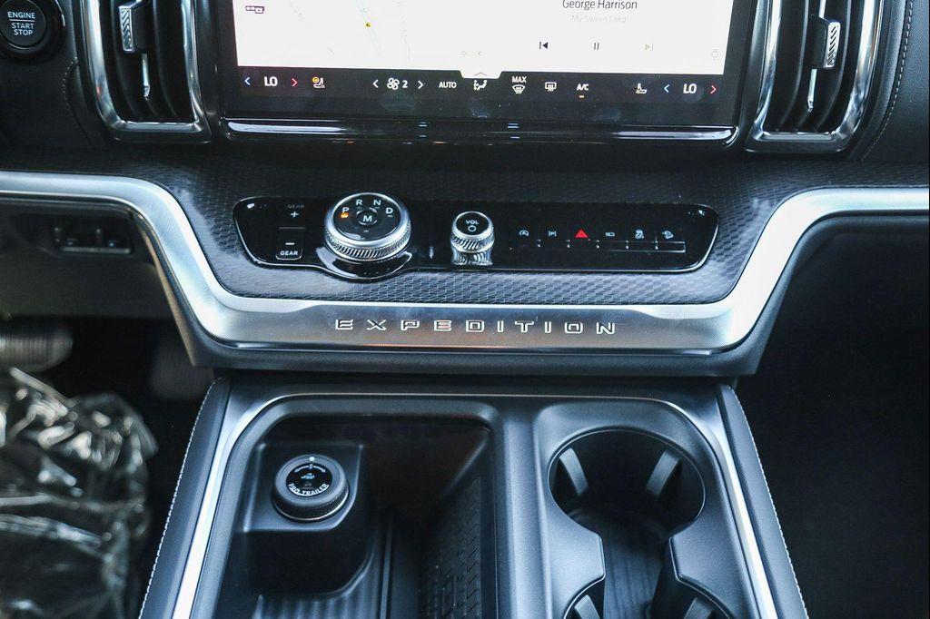 new 2025 Ford Expedition Max car, priced at $86,990