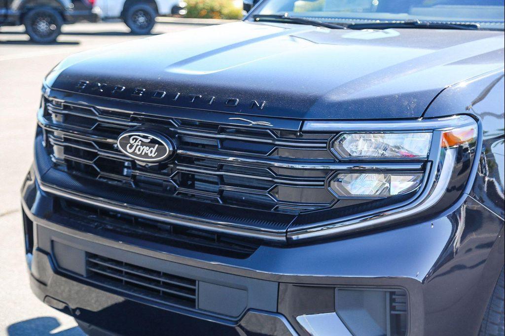 new 2025 Ford Expedition Max car, priced at $86,990