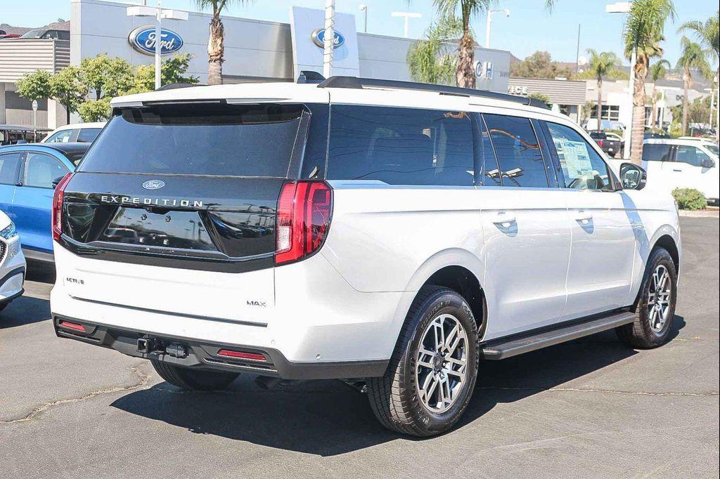 new 2025 Ford Expedition Max car, priced at $72,325