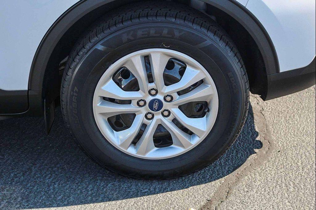 used 2022 Ford Escape car, priced at $19,999