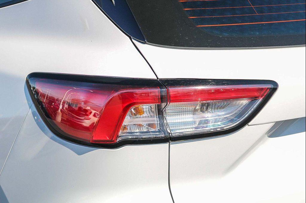 used 2022 Ford Escape car, priced at $19,999