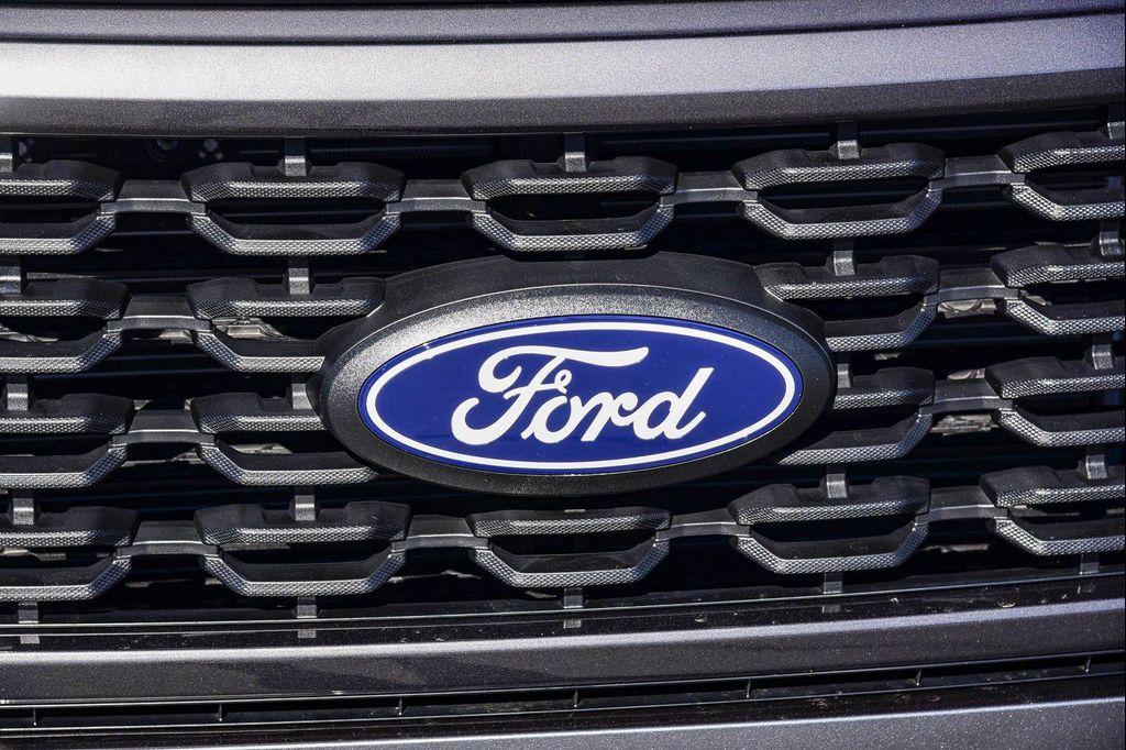 new 2025 Ford F-150 car, priced at $51,450