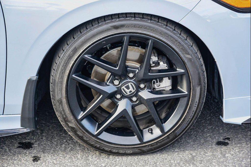 used 2024 Honda Civic Si car, priced at $28,995