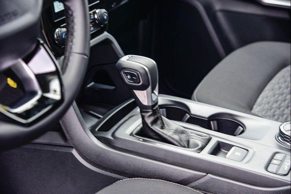 new 2025 Ford Ranger car, priced at $40,450