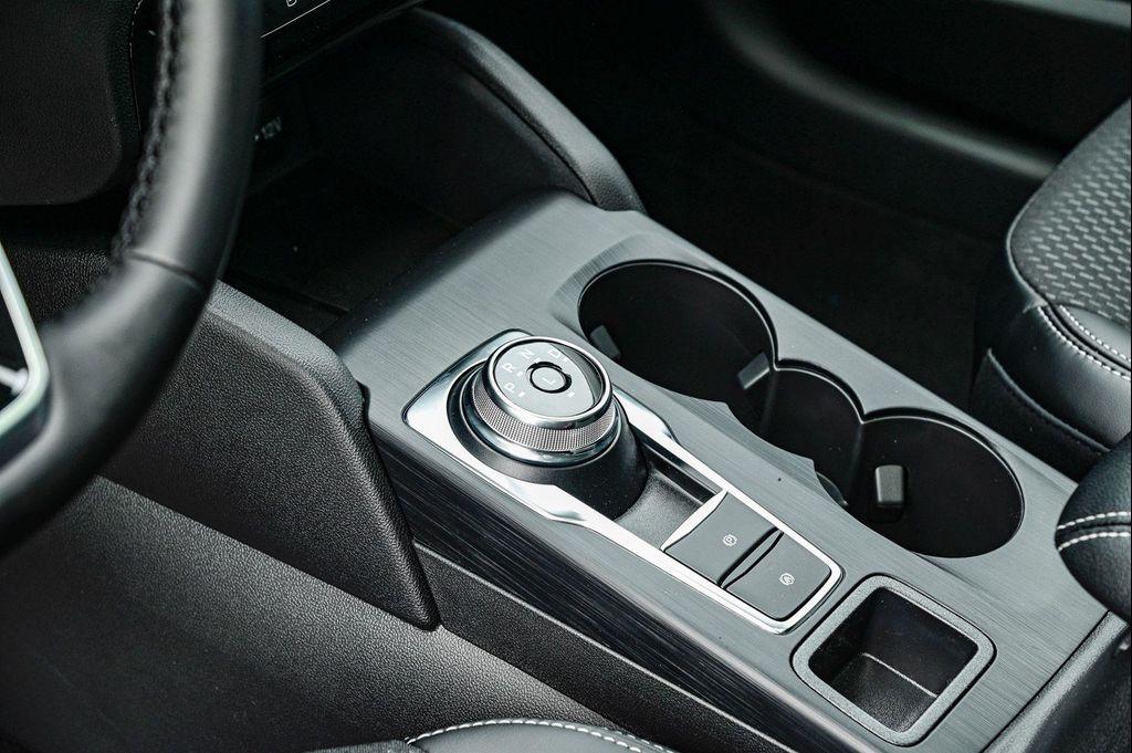 new 2025 Ford Escape PHEV car, priced at $33,985
