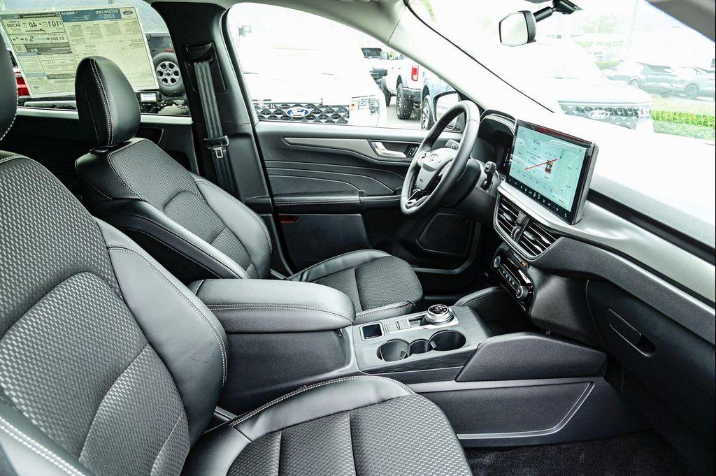 new 2025 Ford Escape PHEV car, priced at $34,990