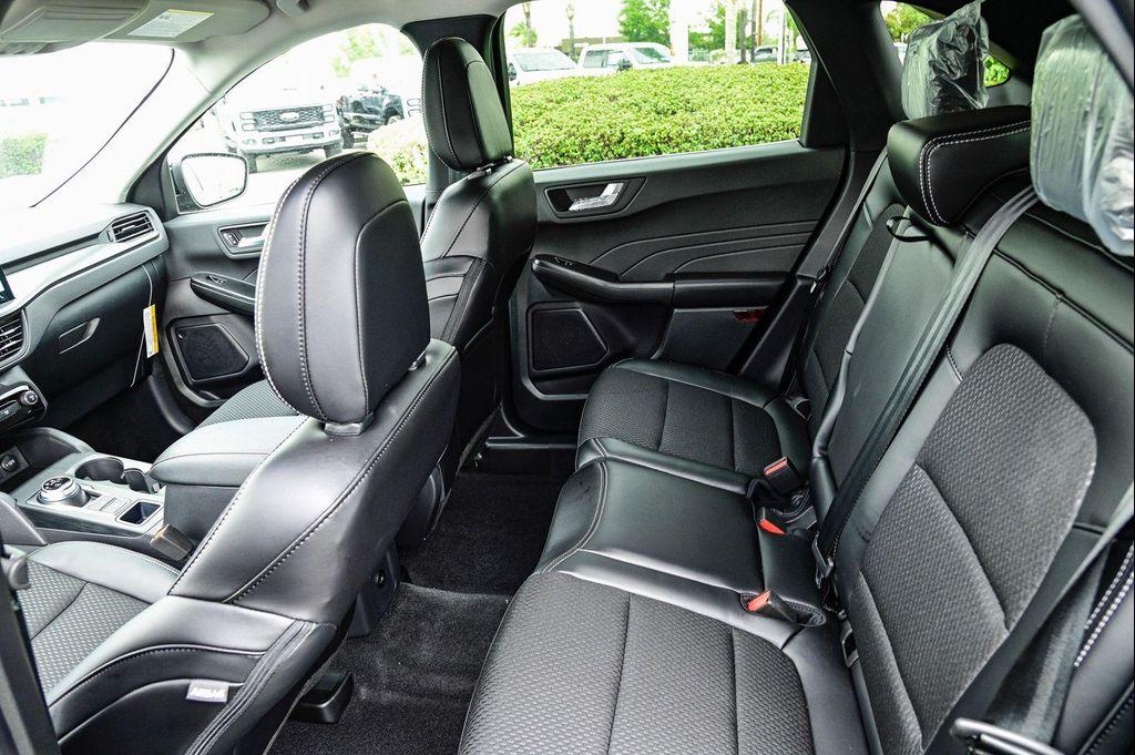 new 2025 Ford Escape PHEV car, priced at $34,990