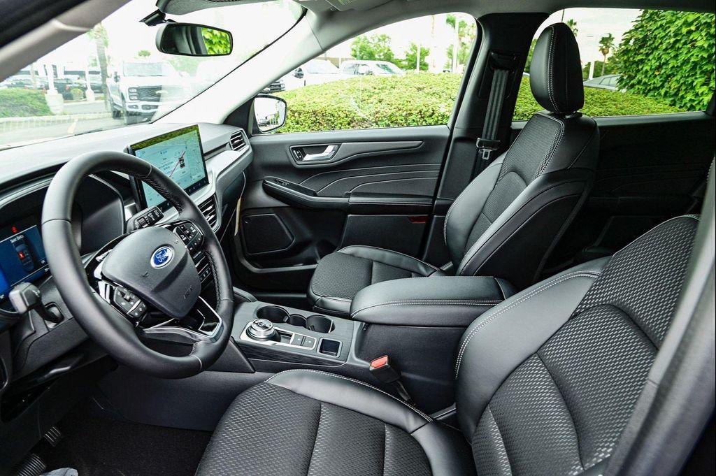 new 2025 Ford Escape PHEV car, priced at $34,990