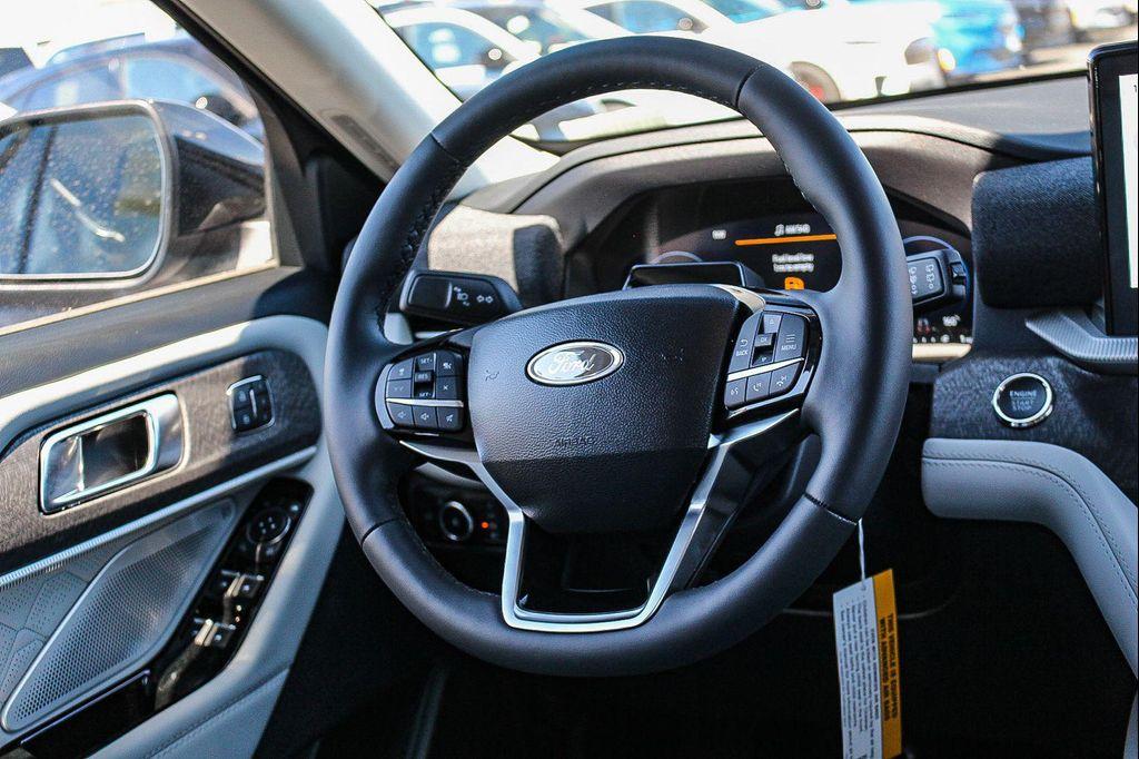 new 2025 Ford Explorer car, priced at $57,405