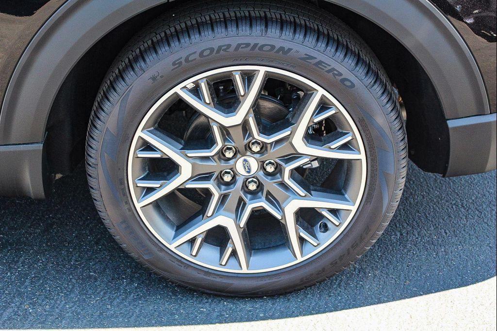 new 2025 Ford Explorer car, priced at $57,405