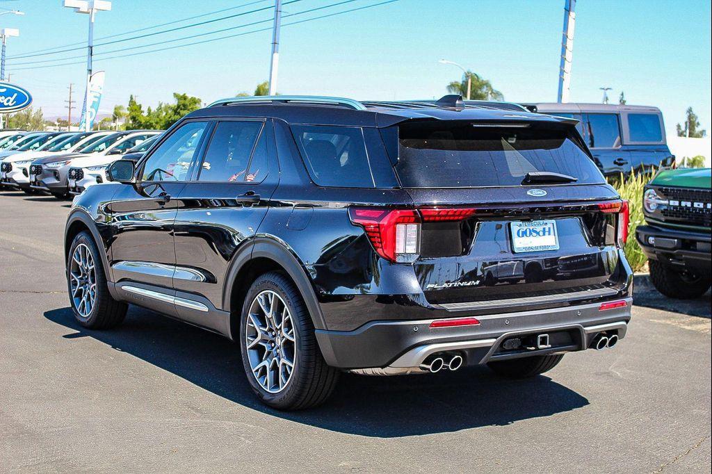 new 2025 Ford Explorer car, priced at $57,405