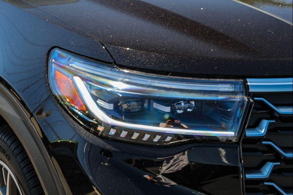 new 2025 Ford Explorer car, priced at $57,405
