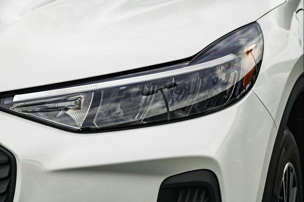 new 2025 Ford Escape PHEV car, priced at $34,485