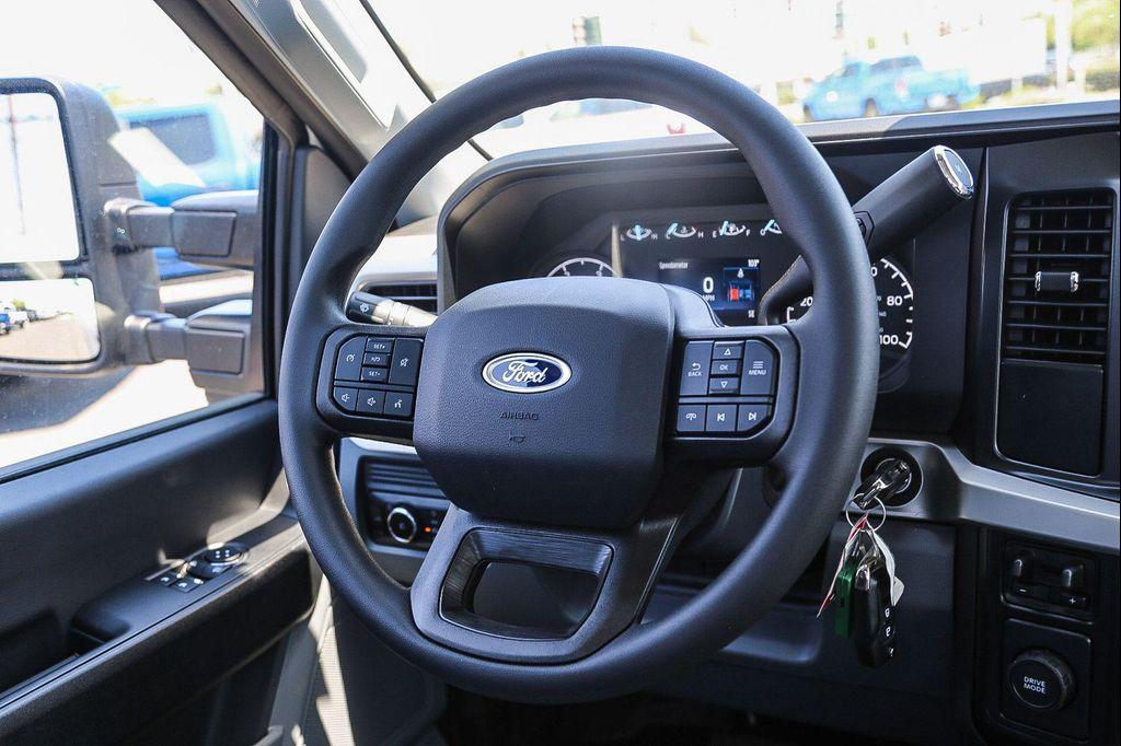 new 2024 Ford F-350 car, priced at $59,190