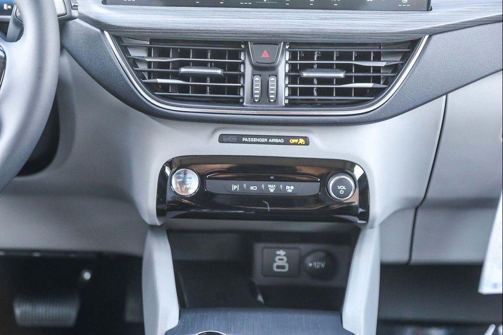 new 2025 Ford Escape PHEV car, priced at $39,520