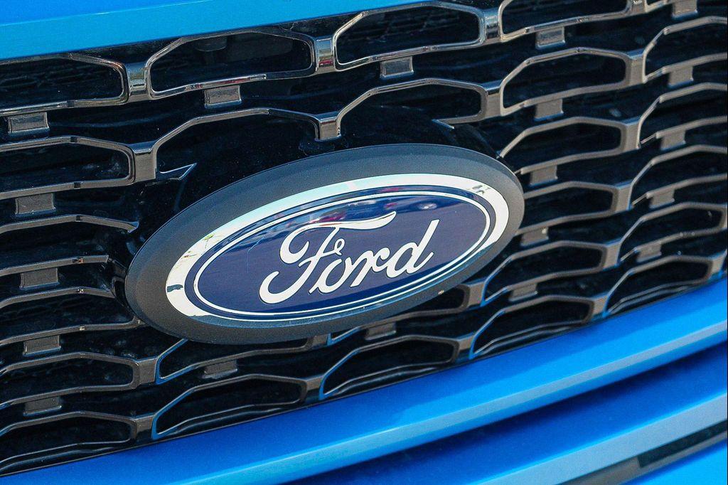 used 2021 Ford F-150 car, priced at $26,995