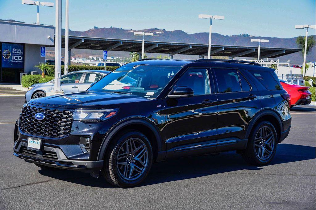 new 2025 Ford Explorer car, priced at $47,680