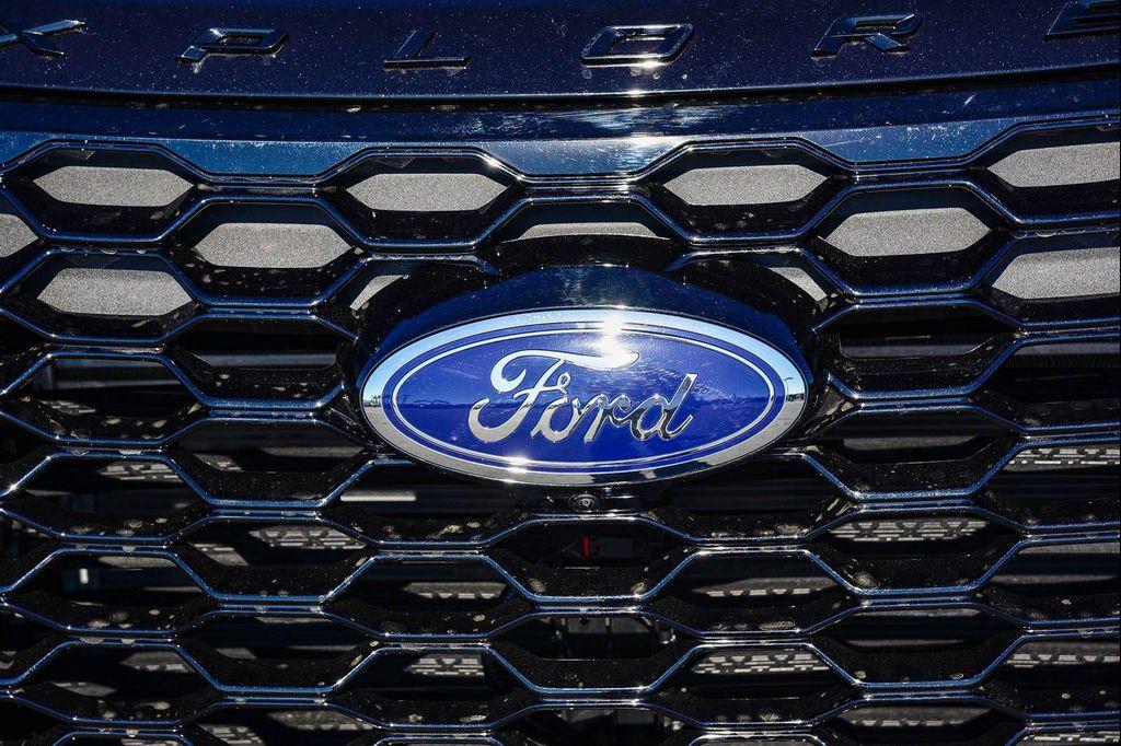 new 2025 Ford Explorer car, priced at $47,680