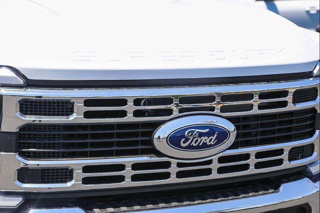 new 2024 Ford F-350 car, priced at $61,245