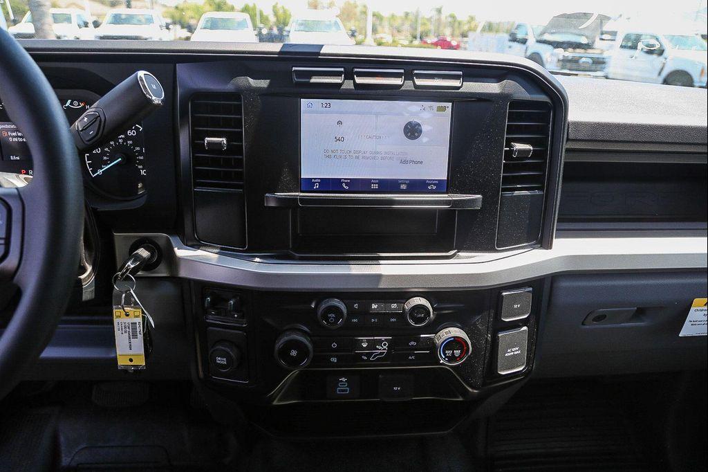 new 2024 Ford F-350 car, priced at $61,245