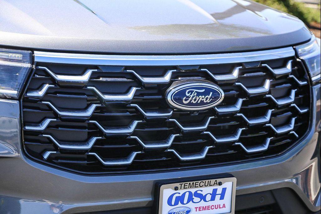 new 2025 Ford Explorer car, priced at $52,595