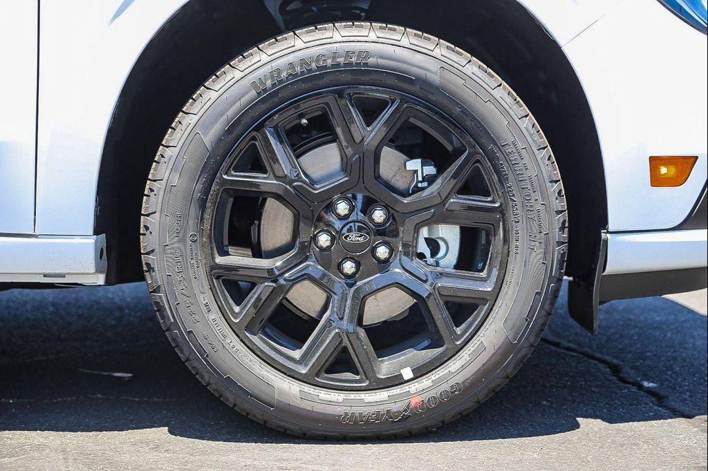 new 2025 Ford Maverick car, priced at $42,506
