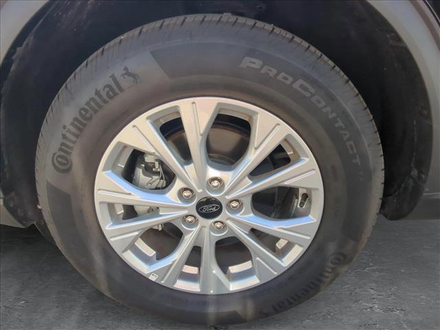 used 2025 Ford Escape car, priced at $25,580