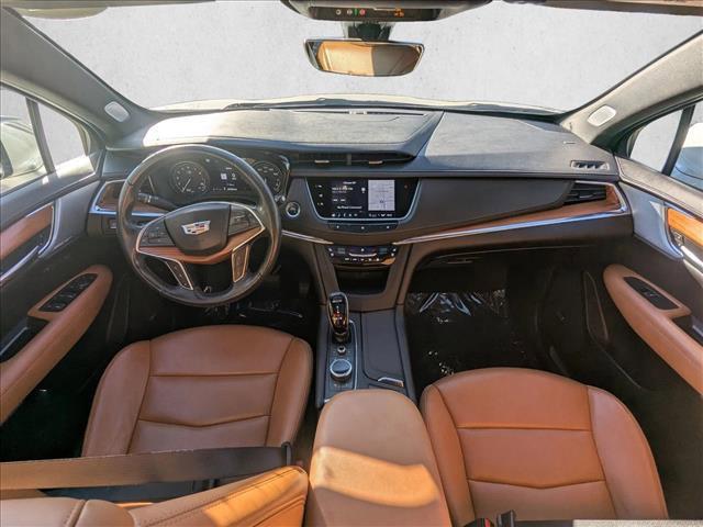 used 2021 Cadillac XT5 car, priced at $30,808