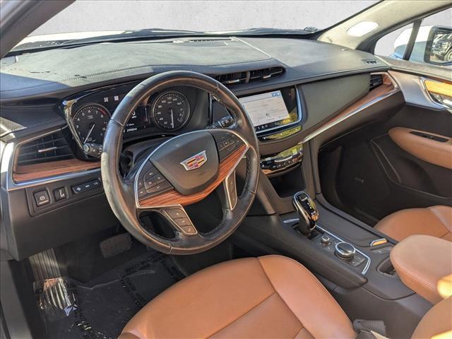 used 2021 Cadillac XT5 car, priced at $30,808