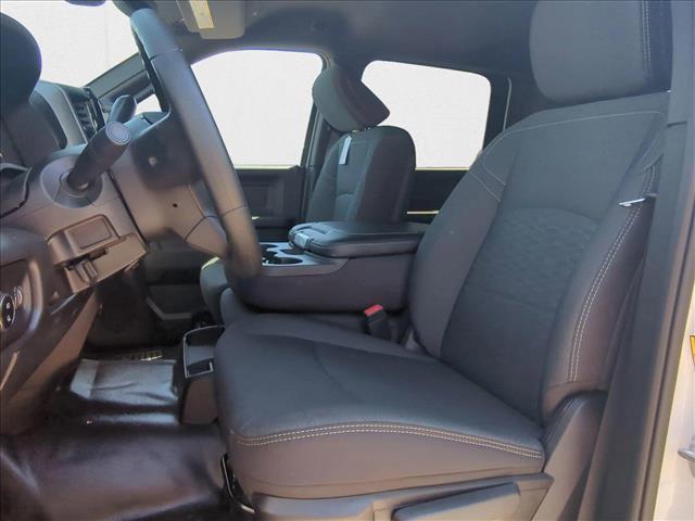 new 2025 Ram 3500 car, priced at $60,916