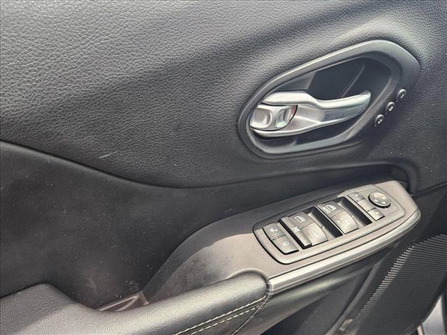 used 2014 Jeep Cherokee car, priced at $13,679