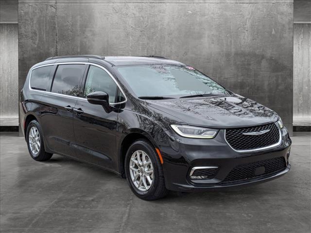 used 2022 Chrysler Pacifica car, priced at $24,387