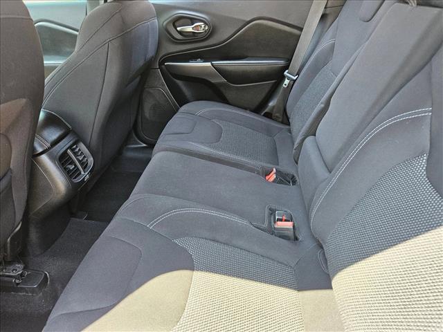 used 2019 Jeep Cherokee car, priced at $13,498
