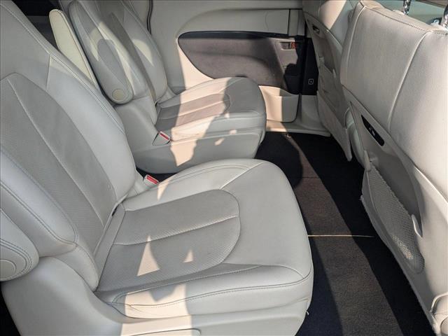 used 2021 Chrysler Pacifica Hybrid car, priced at $24,770