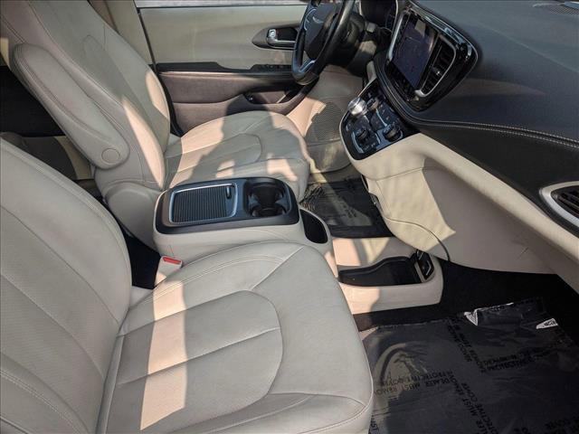 used 2021 Chrysler Pacifica Hybrid car, priced at $24,770
