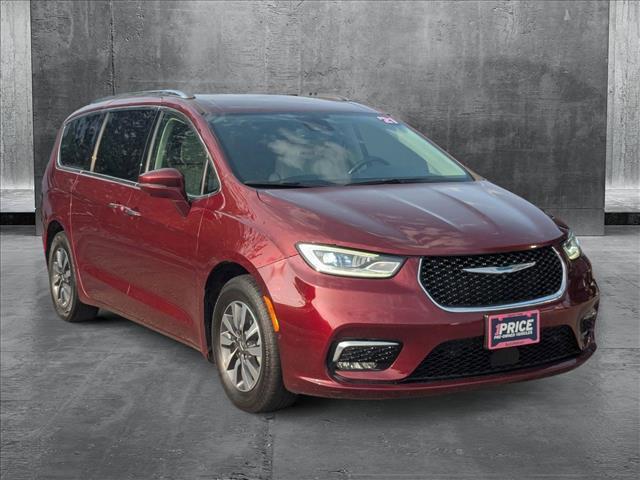 used 2021 Chrysler Pacifica Hybrid car, priced at $24,770