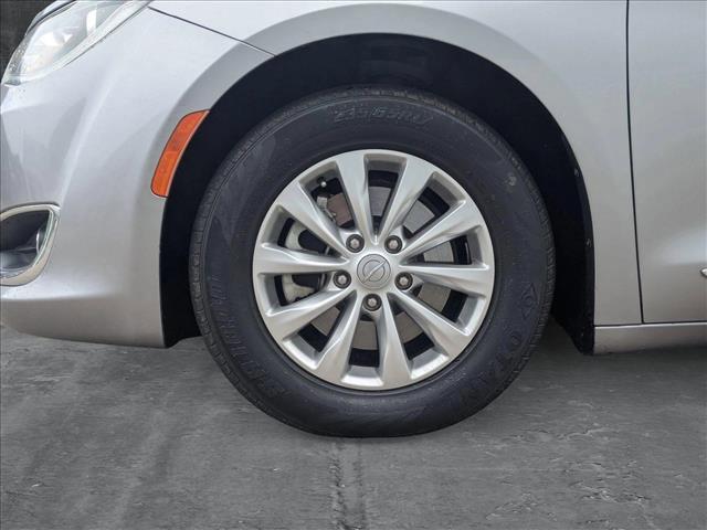 used 2018 Chrysler Pacifica car, priced at $14,534