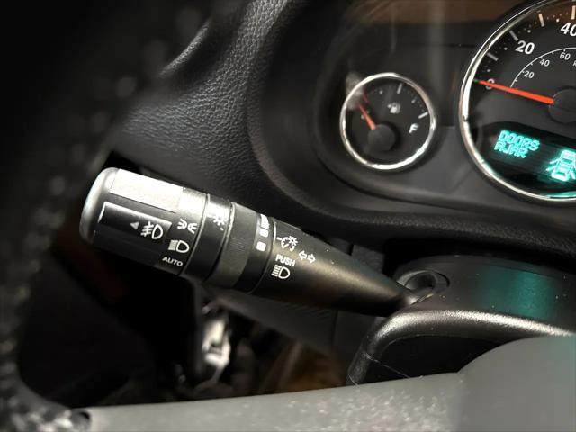 used 2015 Jeep Wrangler Unlimited car, priced at $19,900