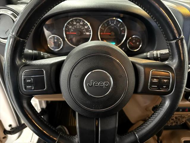 used 2015 Jeep Wrangler Unlimited car, priced at $19,900