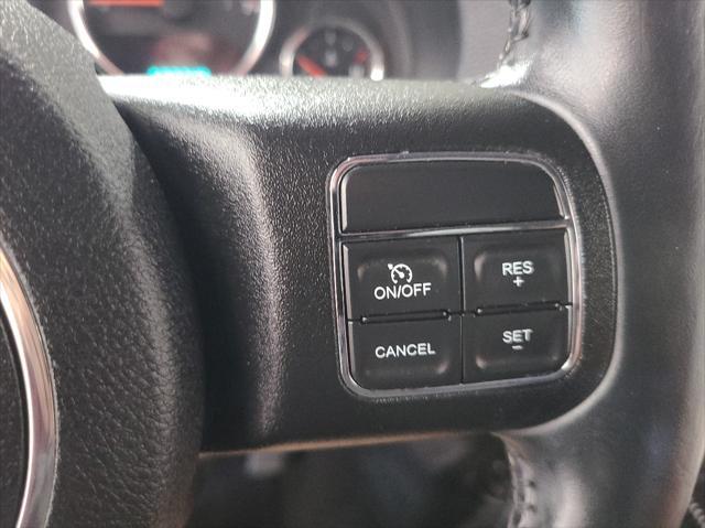 used 2015 Jeep Wrangler Unlimited car, priced at $26,900