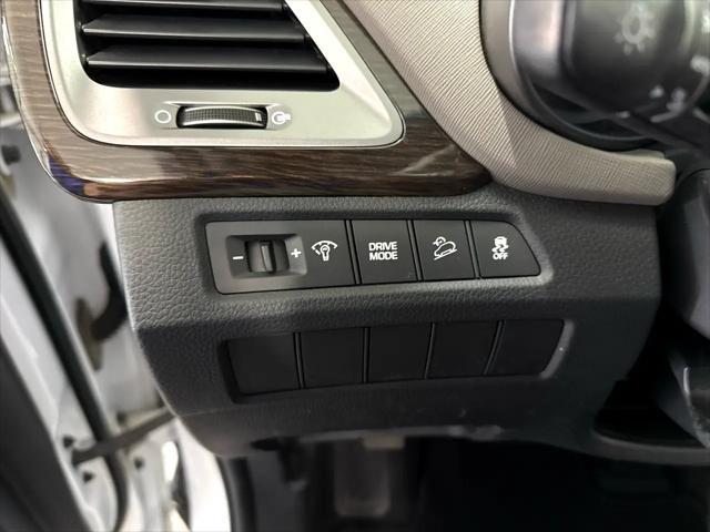 used 2018 Hyundai Santa Fe Sport car, priced at $14,900