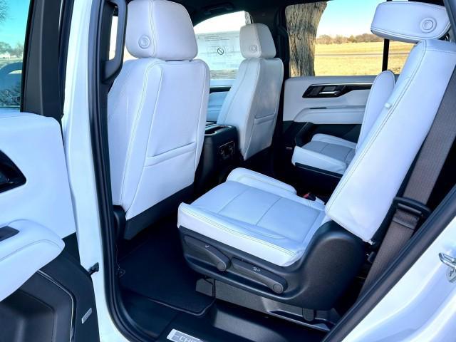 new 2025 Chevrolet Tahoe car, priced at $79,900